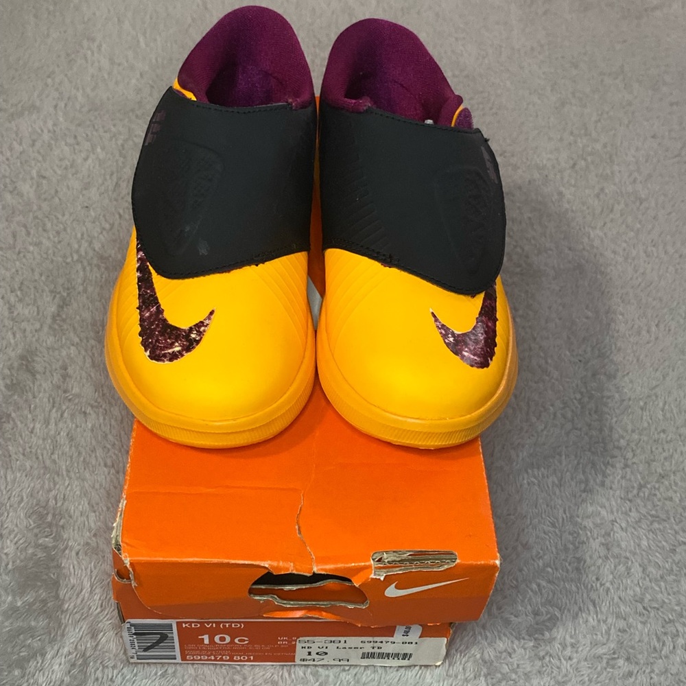 Brand new “Peanut Butter and Jelly” Nike KD’s